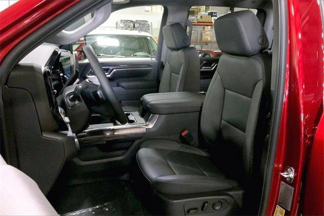 2025 Chevrolet Silverado 2500 HD Vehicle Photo in KANSAS CITY, MO 64114-4502