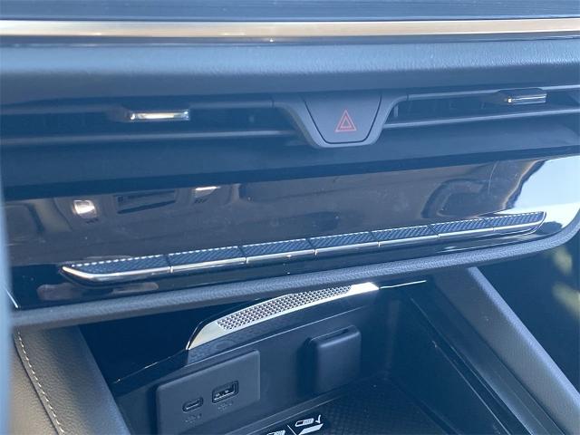 2024 Buick Envision Vehicle Photo in GOODYEAR, AZ 85338-1310