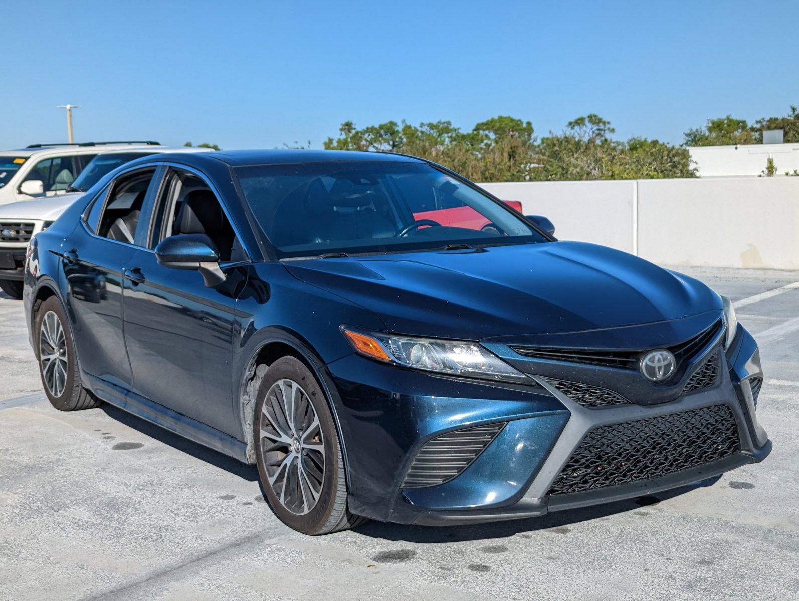 2019 Toyota Camry Vehicle Photo in Ft. Myers, FL 33907