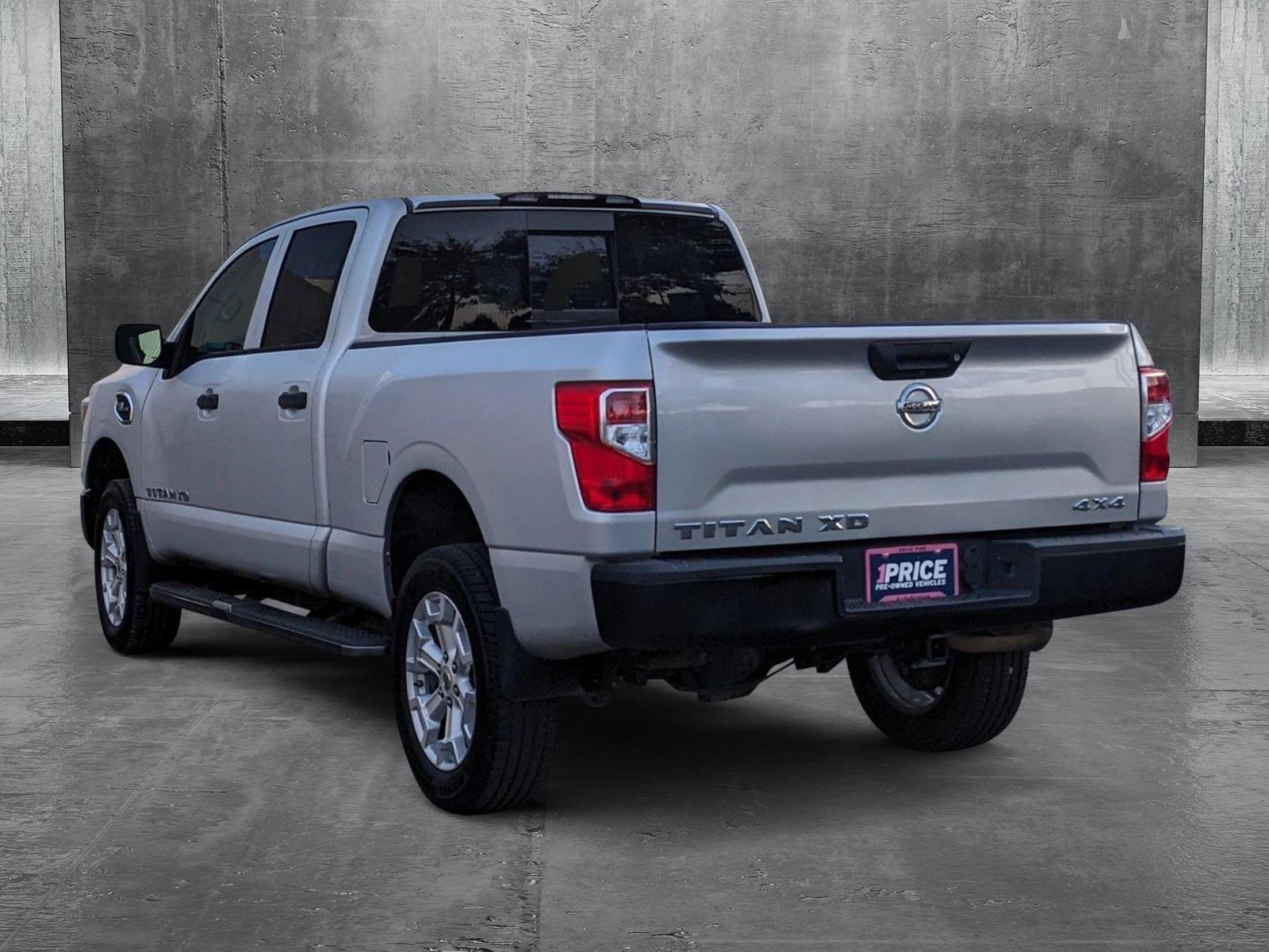 2018 Nissan Titan XD Vehicle Photo in TIMONIUM, MD 21093-2300