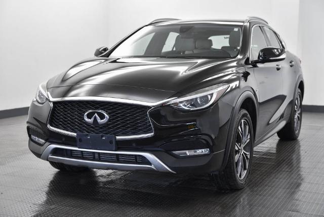 2018 INFINITI QX30 Vehicle Photo in Akron, OH 44312