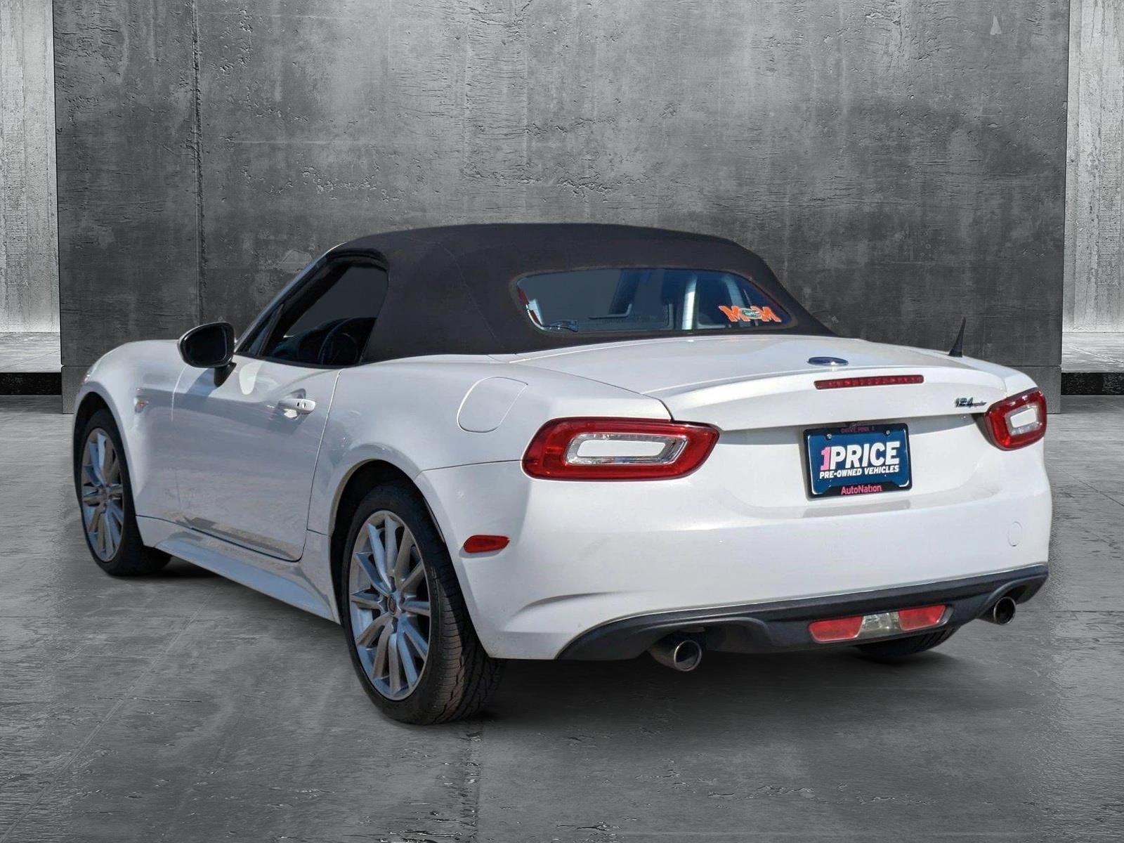 2017 FIAT 124 Spider Vehicle Photo in Sanford, FL 32771