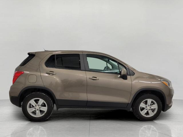 2022 Chevrolet Trax Vehicle Photo in NEENAH, WI 54956-2243