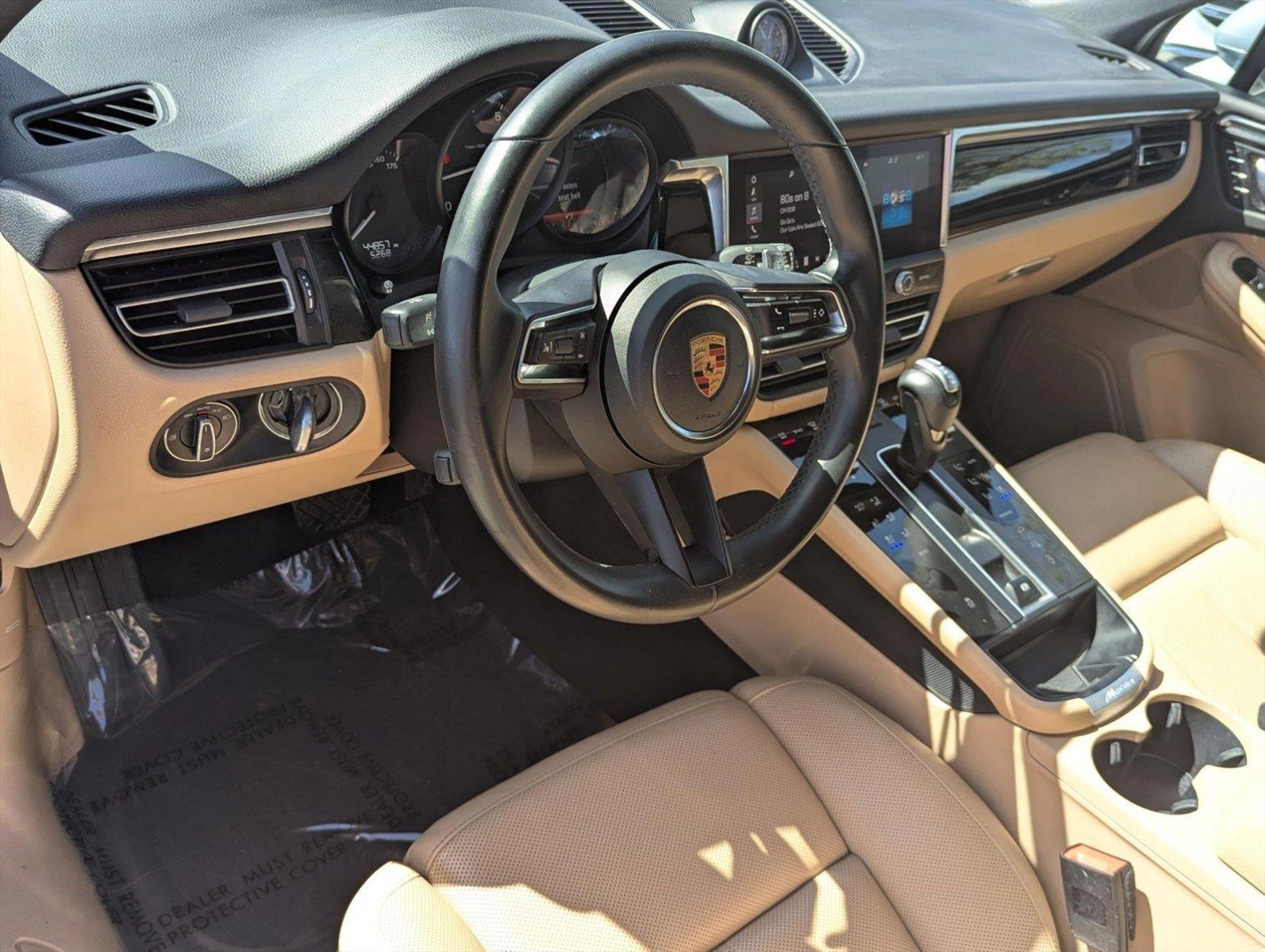 2022 Porsche Macan Vehicle Photo in Delray Beach, FL 33444