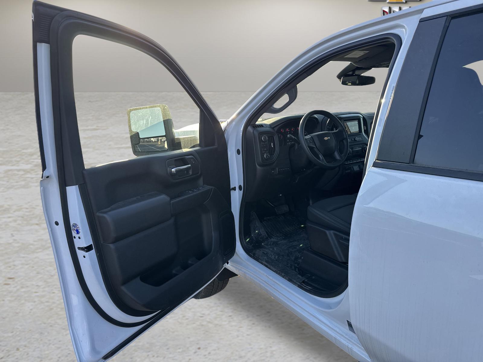 2024 Chevrolet Silverado 3500 HD Vehicle Photo in GEORGETOWN, TX 78626-7508