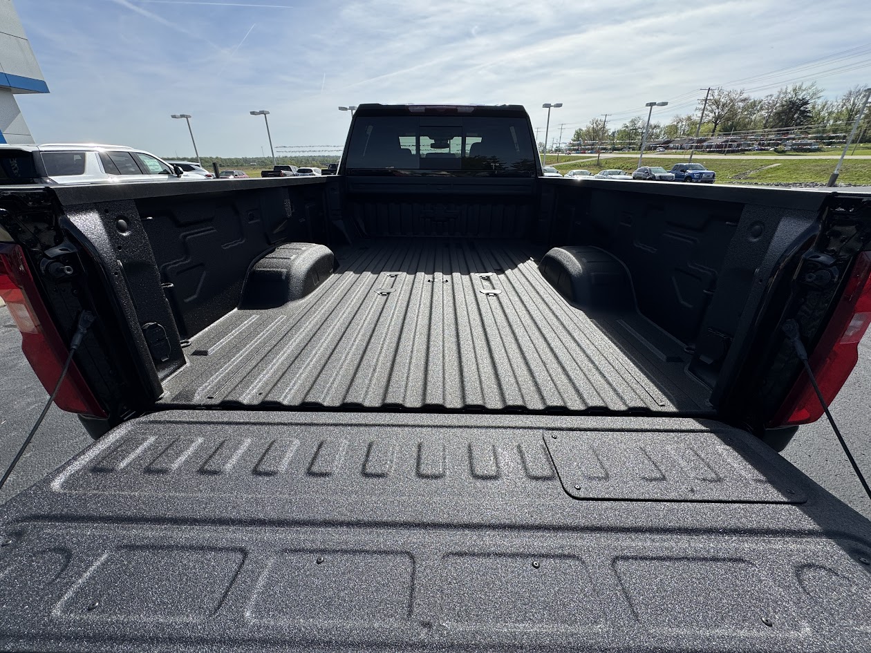 2025 Chevrolet Silverado 3500 HD Vehicle Photo in BOONVILLE, IN 47601-9633