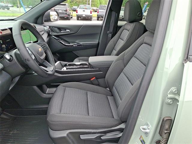 2025 Chevrolet Equinox Vehicle Photo in BERLIN, MD 21811-1121
