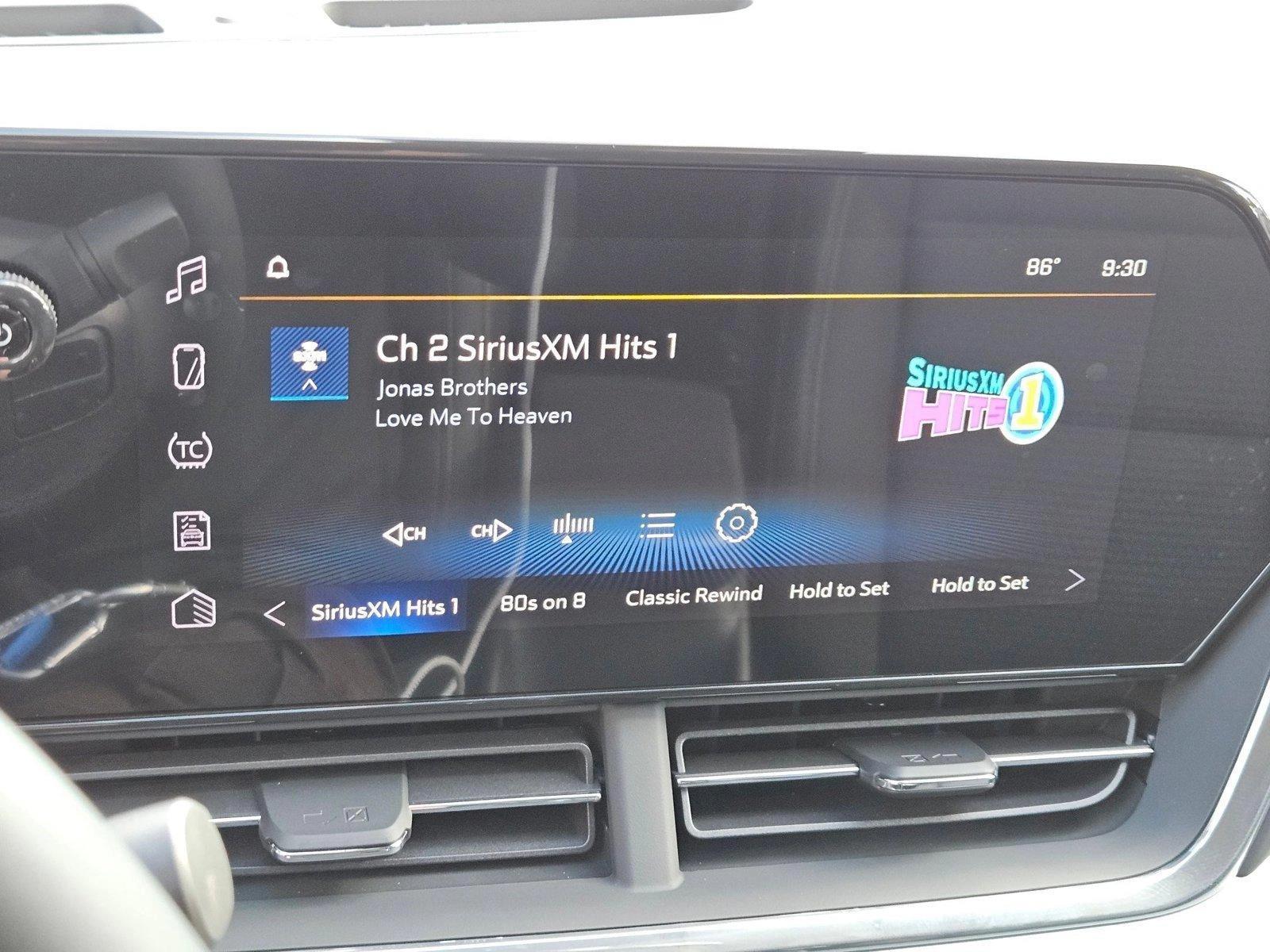 2025 Chevrolet Trax Vehicle Photo in GREENACRES, FL 33463-3207