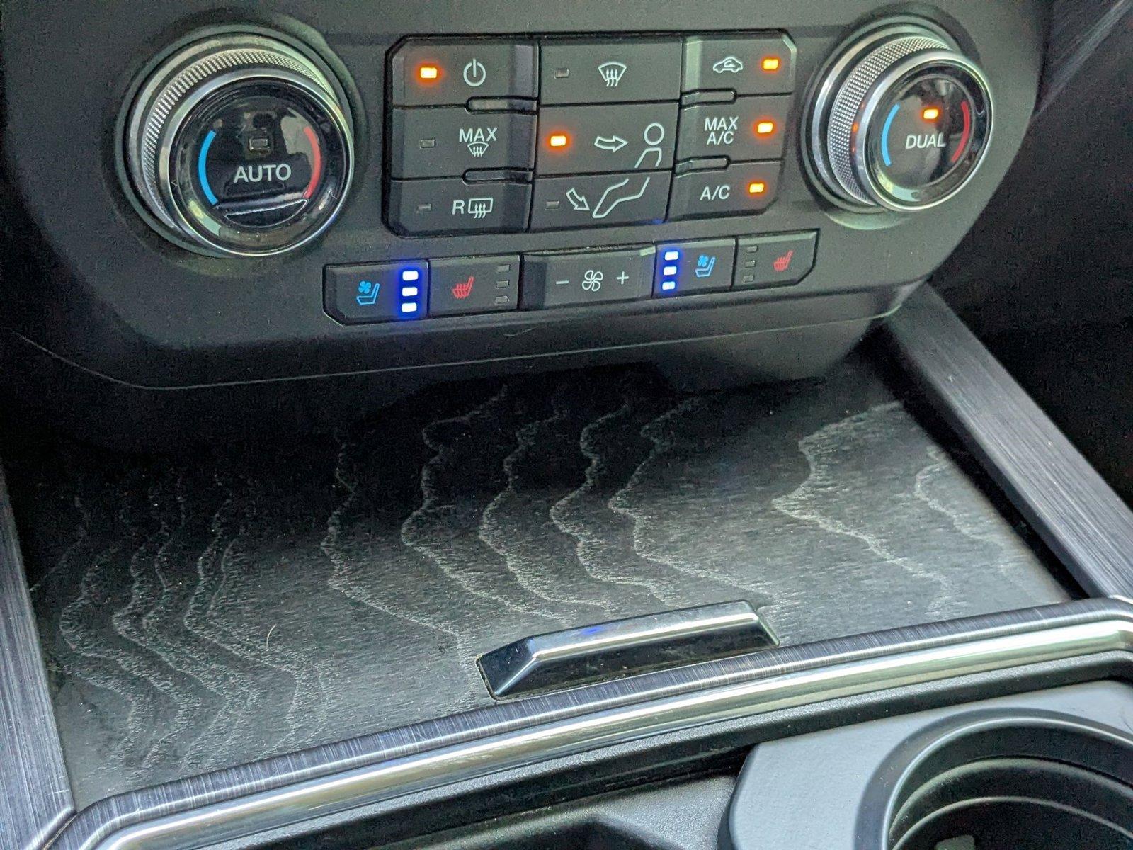 2021 Ford Super Duty F-450 DRW Vehicle Photo in Miami, FL 33015