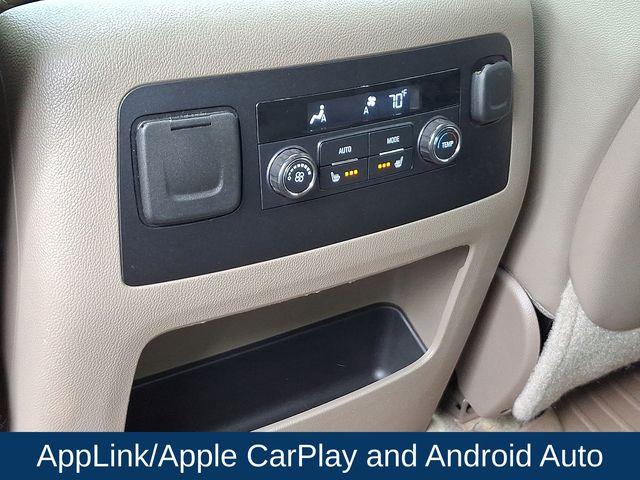 2015 GMC Yukon Vehicle Photo in DANBURY, CT 06810-5034