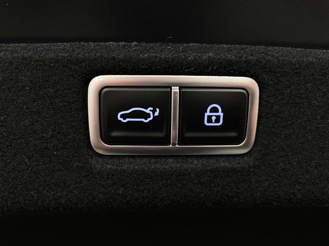 2024 Hyundai SONATA Hybrid Vehicle Photo in Appleton, WI 54913
