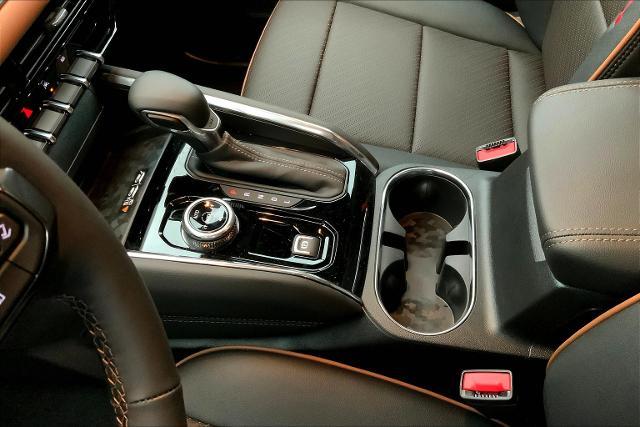2025 GMC Canyon Vehicle Photo in KANSAS CITY, MO 64114-4545