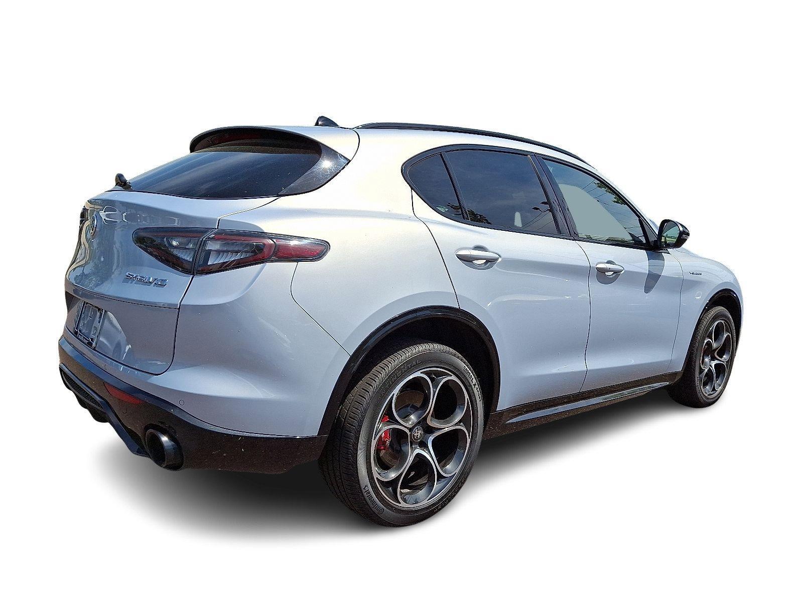 2025 Alfa Romeo Stelvio Vehicle Photo in Willow Grove, PA 19090