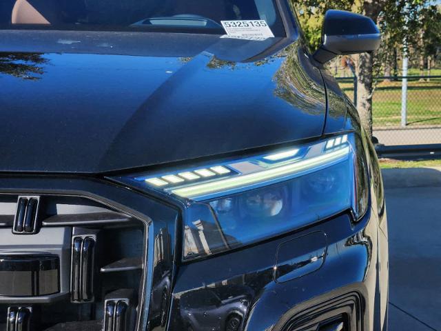 2025 Audi Q7 Vehicle Photo in HOUSTON, TX 77090
