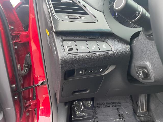 2016 Hyundai AZERA Vehicle Photo in Oshkosh, WI 54904