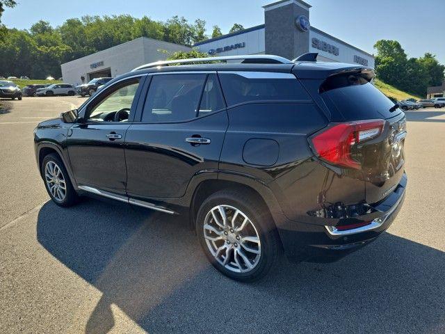 2024 GMC Terrain Vehicle Photo in Pleasant Hills, PA 15236