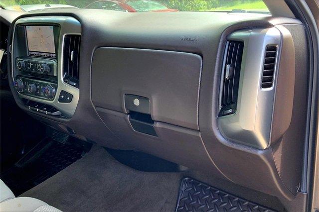 2015 Chevrolet Silverado 1500 Vehicle Photo in KANSAS CITY, MO 64114-4502
