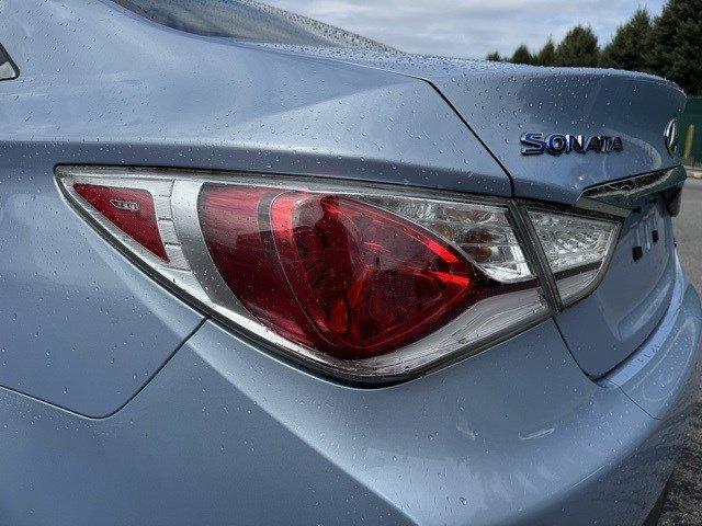 2015 Hyundai SONATA Hybrid Vehicle Photo in Mechanicsburg, PA 17050-1707