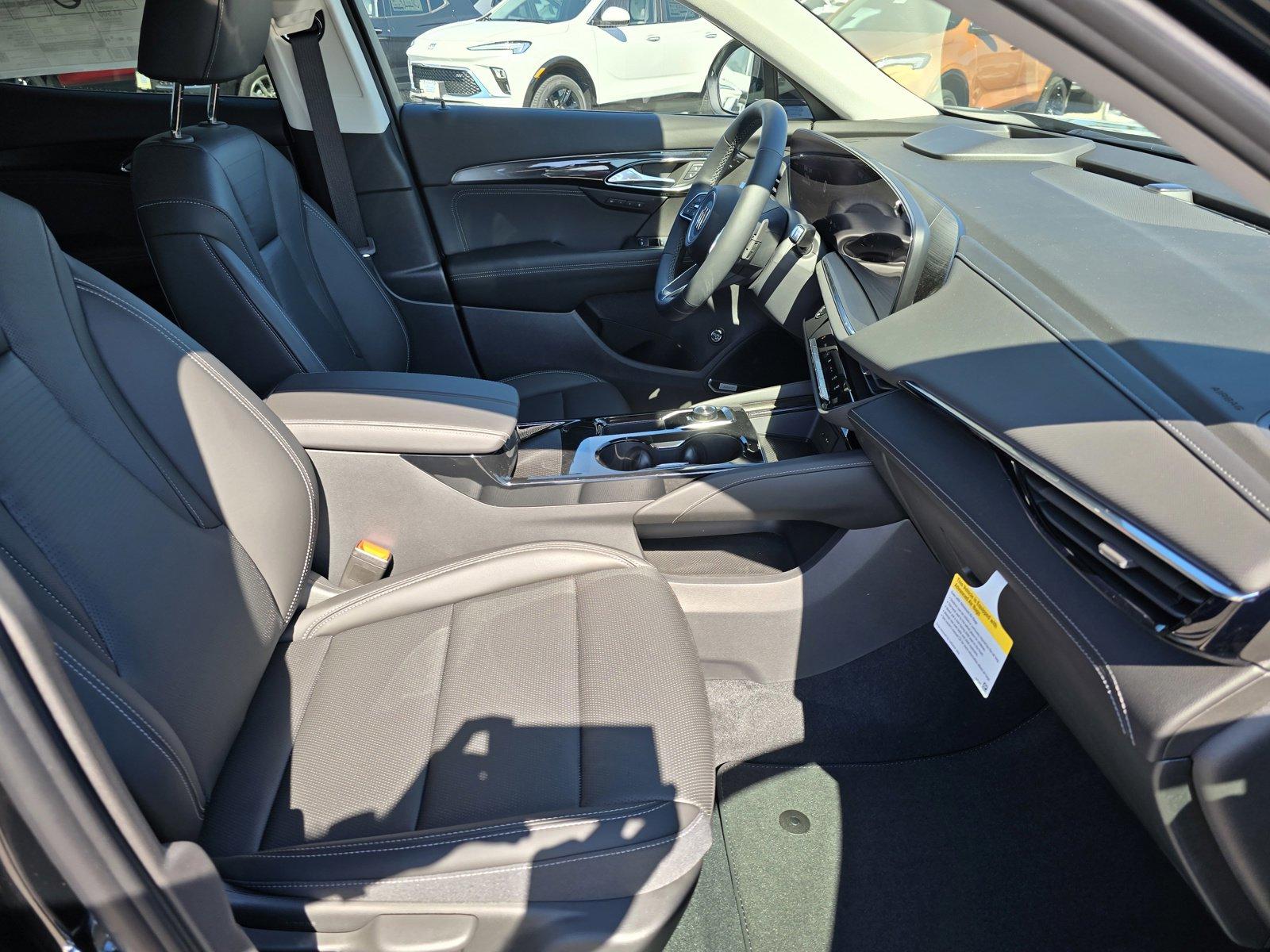 2024 Buick Envision Vehicle Photo in Rolla, MO 65401