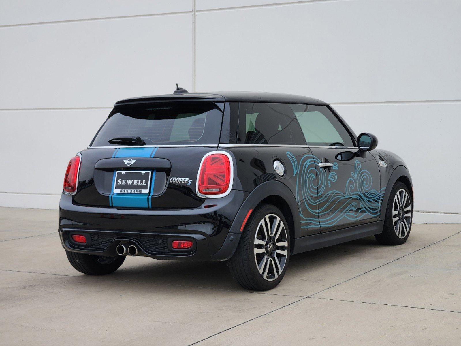 2019 MINI Cooper S Hardtop Vehicle Photo in PLANO, TX 75024