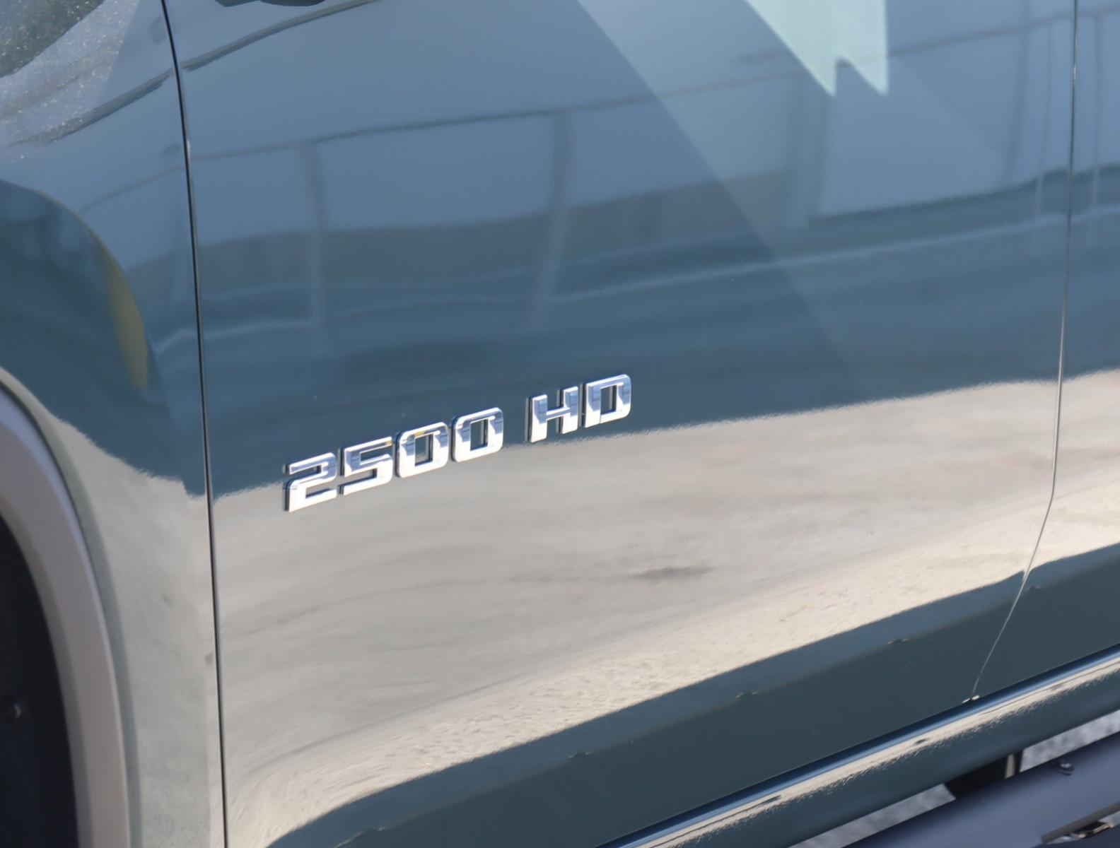 2025 Chevrolet Silverado 2500 HD Vehicle Photo in LOS ANGELES, CA 90007-3794