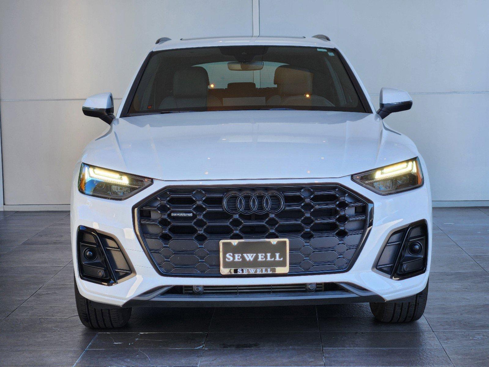 2024 Audi Q5 Vehicle Photo in HOUSTON, TX 77079-1502