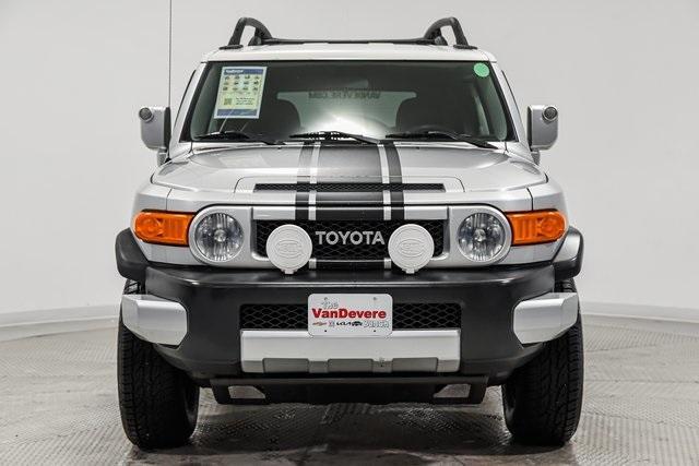 2008 Toyota FJ Cruiser Vehicle Photo in Akron, OH 44312