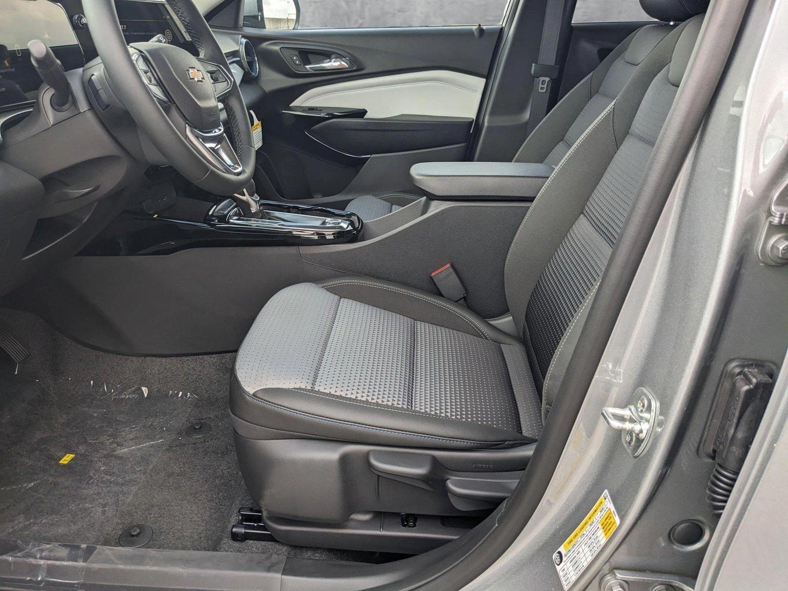 2025 Chevrolet Trax Vehicle Photo in MIAMI, FL 33172-3015