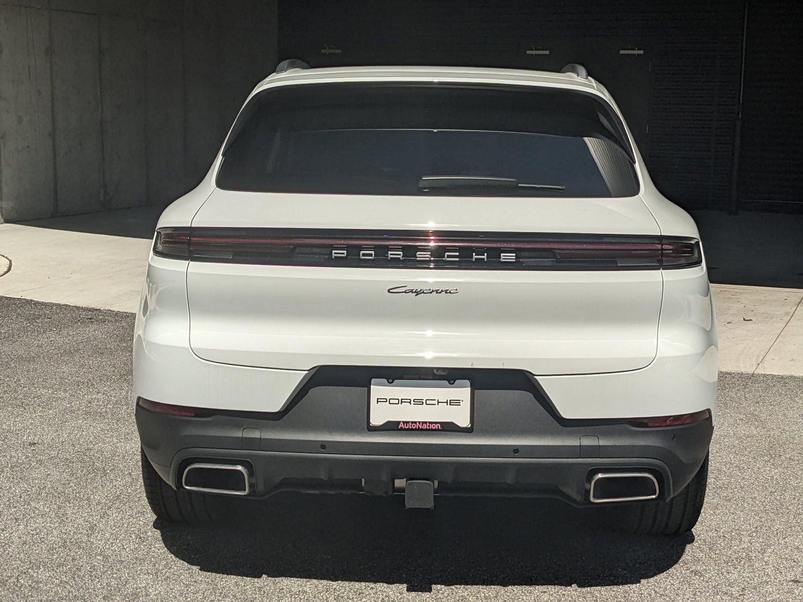 2024 Porsche Cayenne Vehicle Photo in Towson, MD 21204