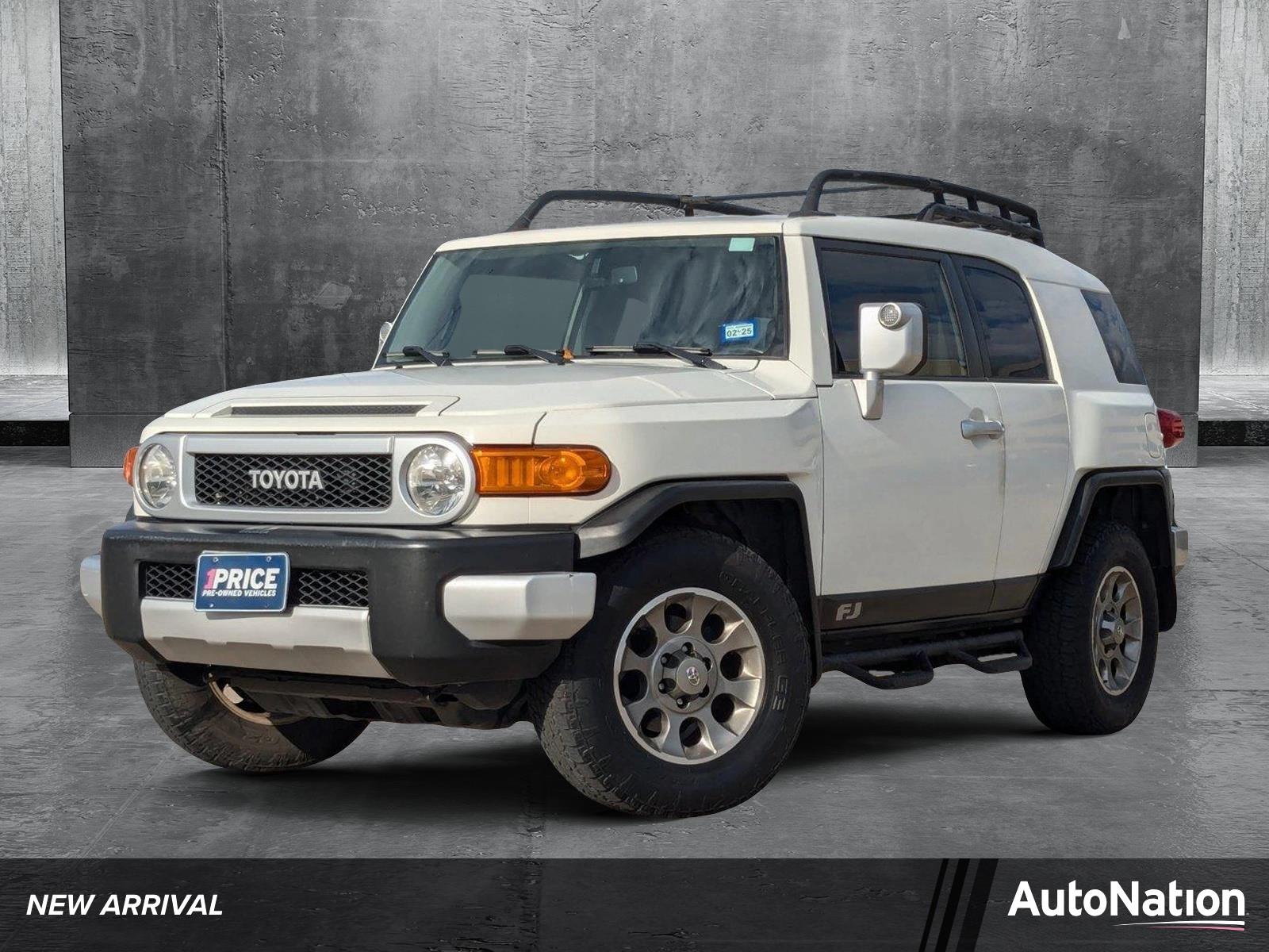 2012 Toyota FJ Cruiser Vehicle Photo in Austin, TX 78728