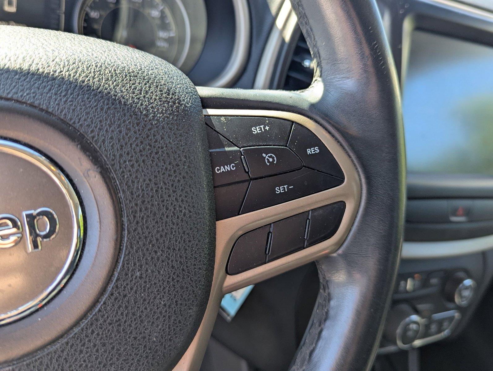 2017 Jeep Cherokee Vehicle Photo in Delray Beach, FL 33444