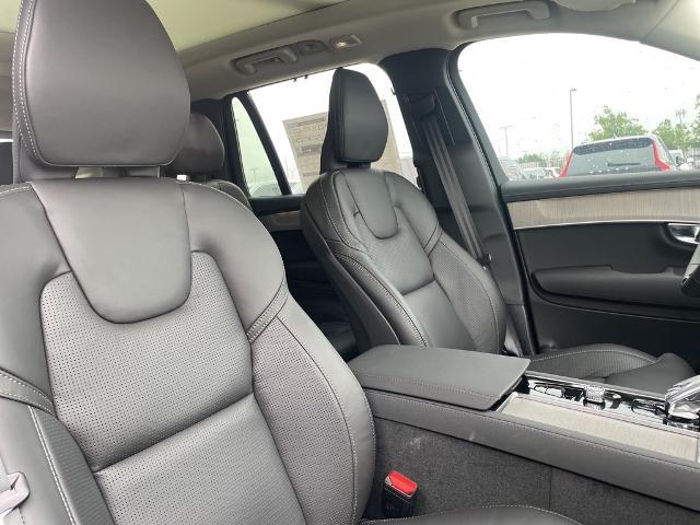 2025 Volvo XC90 Vehicle Photo in Grapevine, TX 76051