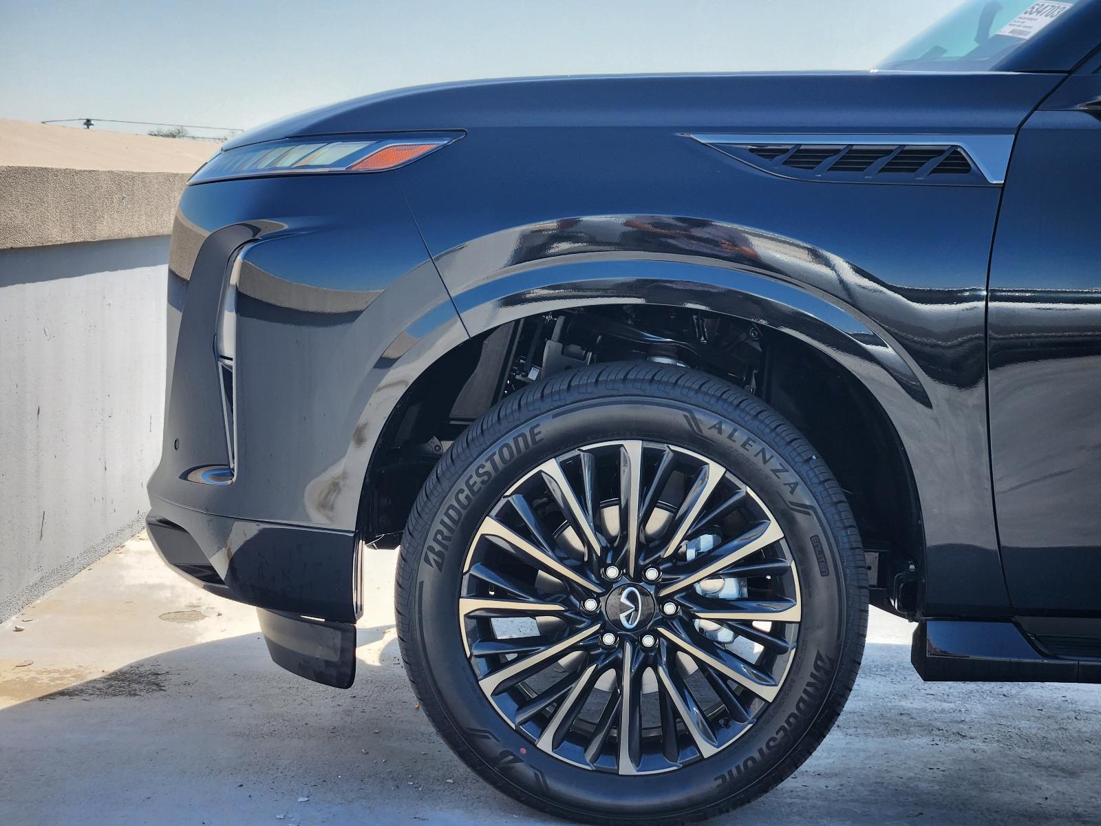 2025 INFINITI QX80 Vehicle Photo in DALLAS, TX 75209