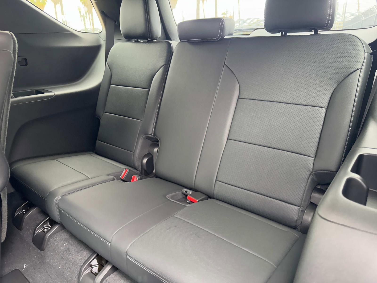 2025 Chevrolet Traverse Vehicle Photo in LOS ANGELES, CA 90007-3794