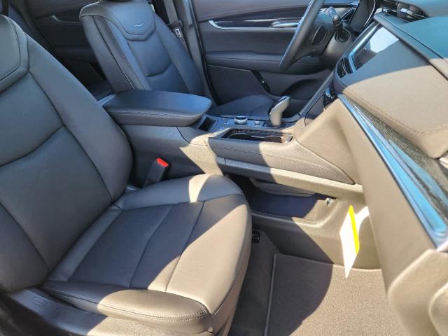 2025 Cadillac XT5 Vehicle Photo in Grapevine, TX 76051