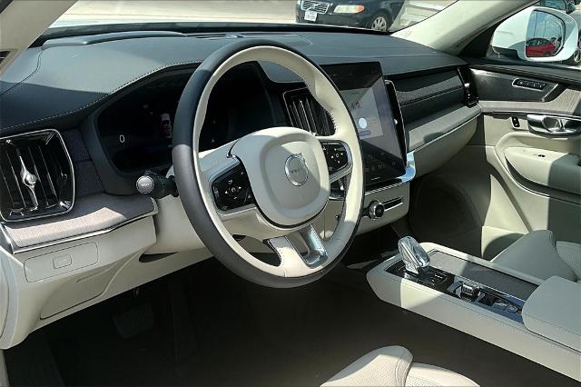 2025 Volvo XC90 Vehicle Photo in Grapevine, TX 76051