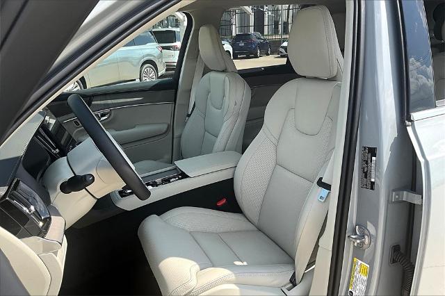 2025 Volvo XC90 Vehicle Photo in Grapevine, TX 76051