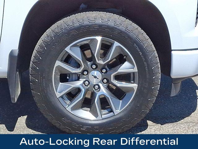 2023 Chevrolet Silverado 1500 Vehicle Photo in DANBURY, CT 06810-5034