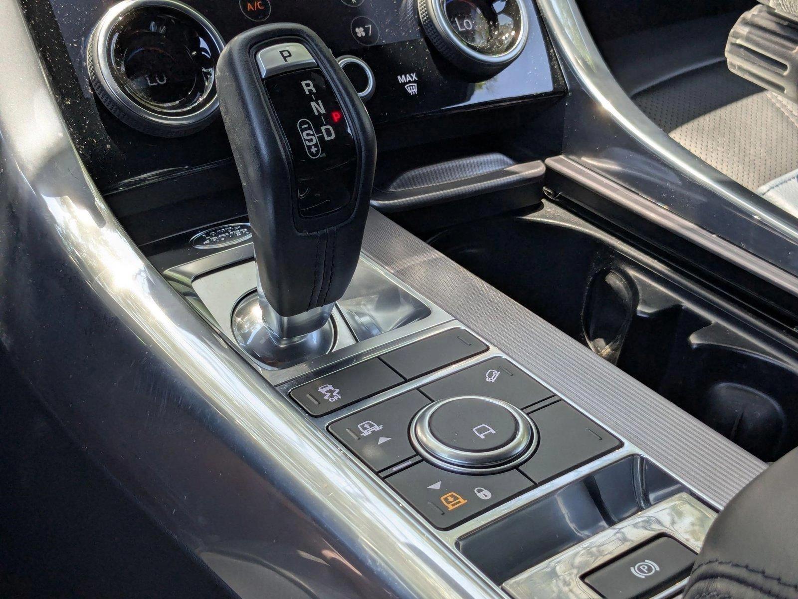 2018 Land Rover Range Rover Sport Vehicle Photo in Tampa, FL 33614