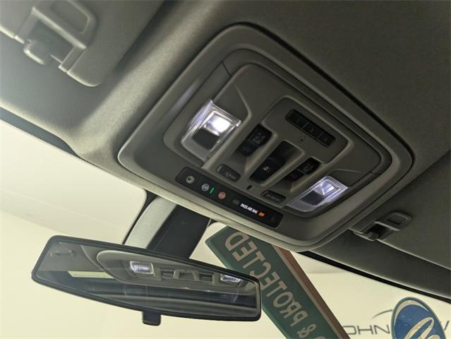 2020 Chevrolet Silverado 1500 Vehicle Photo in ENGLEWOOD, CO 80113-6708