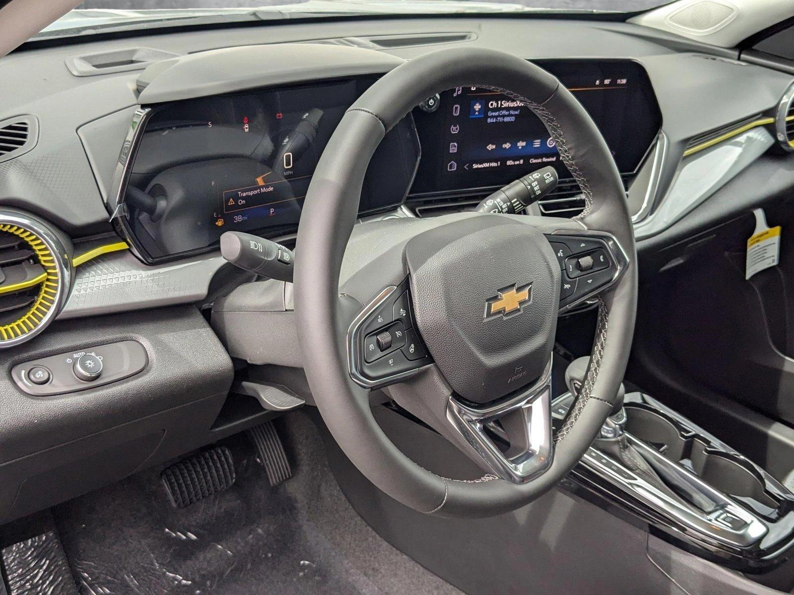 2025 Chevrolet Trax Vehicle Photo in MIAMI, FL 33134-2699