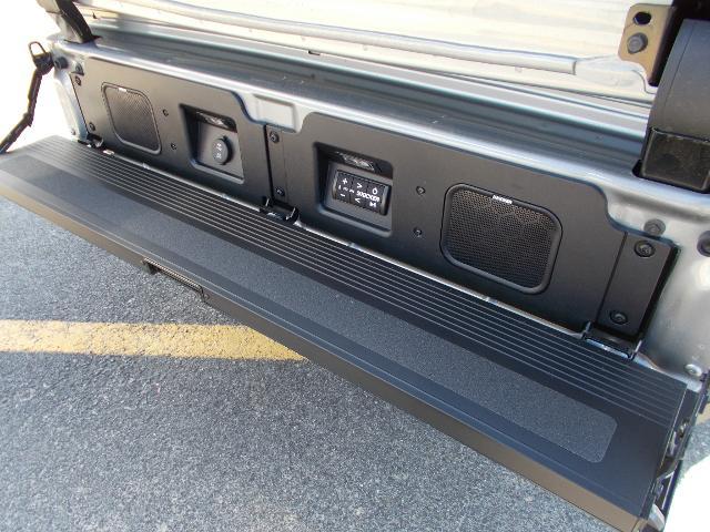 2025 GMC Sierra 1500 Vehicle Photo in LOWELL, MA 01852-4336