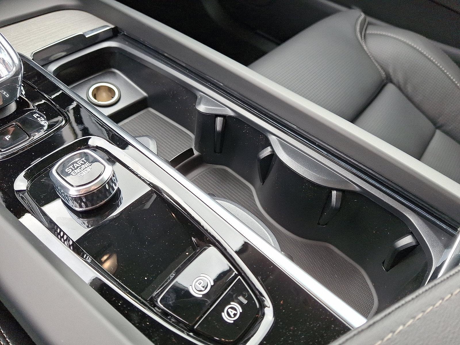 2025 Volvo XC60 Plug-In Hybrid Vehicle Photo in Trevose, PA 19053