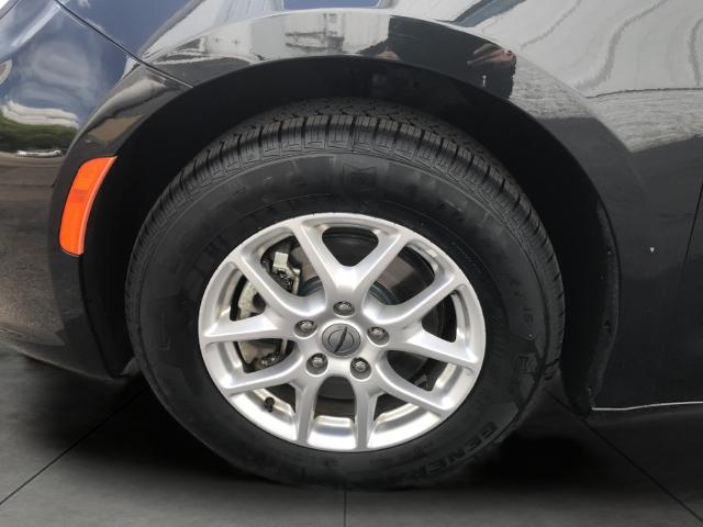 2023 Chrysler Pacifica Vehicle Photo in GREEN BAY, WI 54303-3330