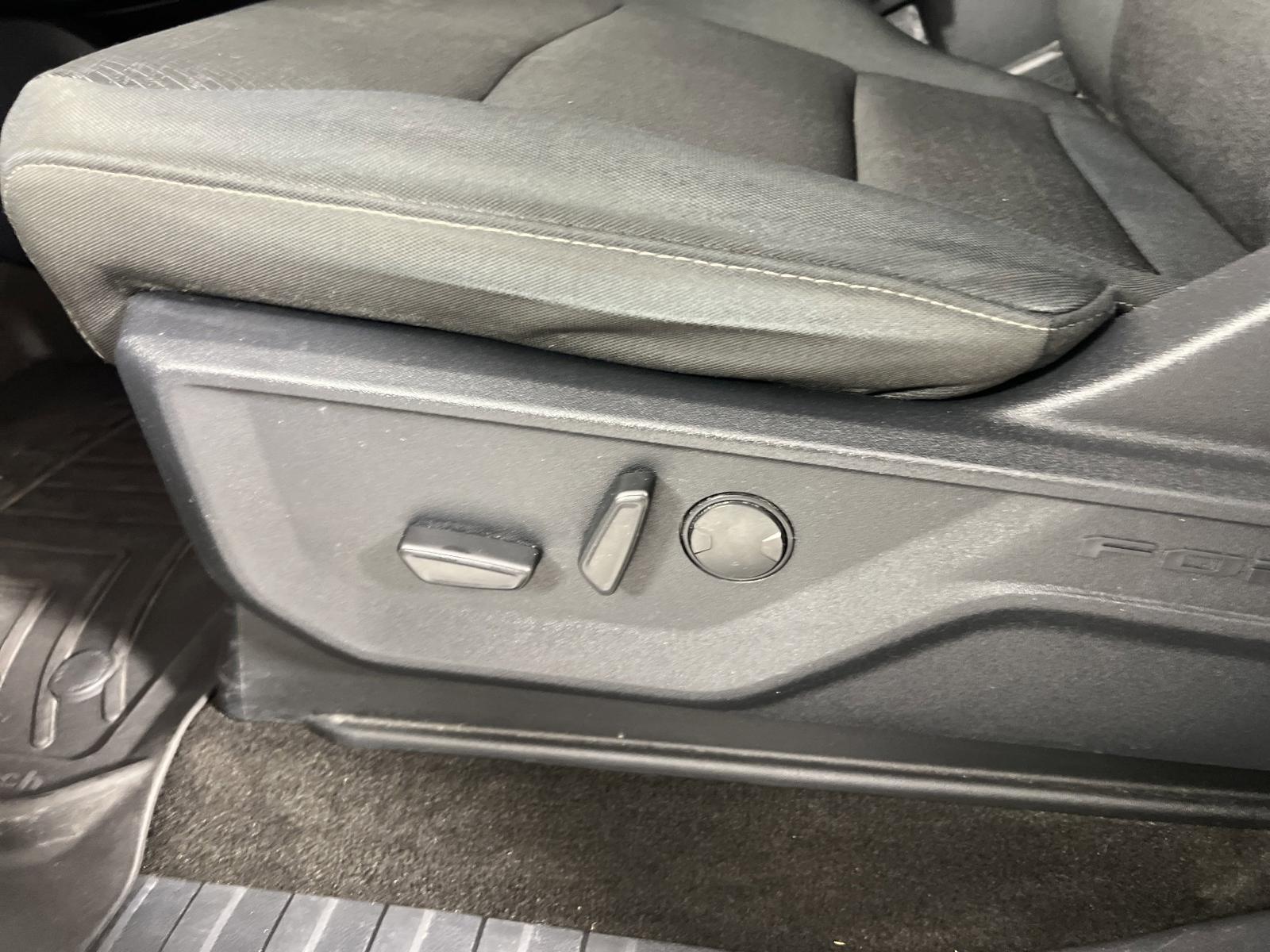2022 Ford F-150 Vehicle Photo in GEORGETOWN, TX 78626-7508