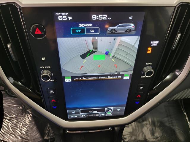 2024 Subaru Ascent Vehicle Photo in Green Bay, WI 54304