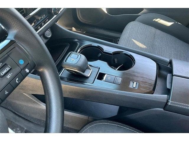 2022 Nissan Rogue Vehicle Photo in Grapevine, TX 76051