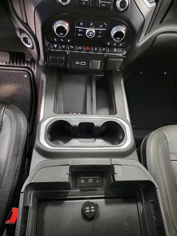 2022 GMC Sierra 2500 HD Vehicle Photo in APPLETON, WI 54914-4656