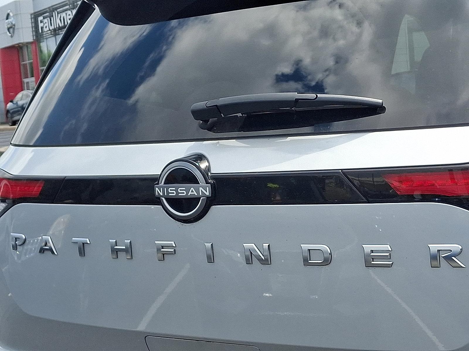 2023 Nissan Pathfinder Vehicle Photo in Harrisburg, PA 17111-1033