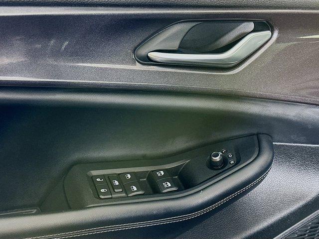 2023 Jeep Grand Cherokee Vehicle Photo in Doylsetown, PA 18901
